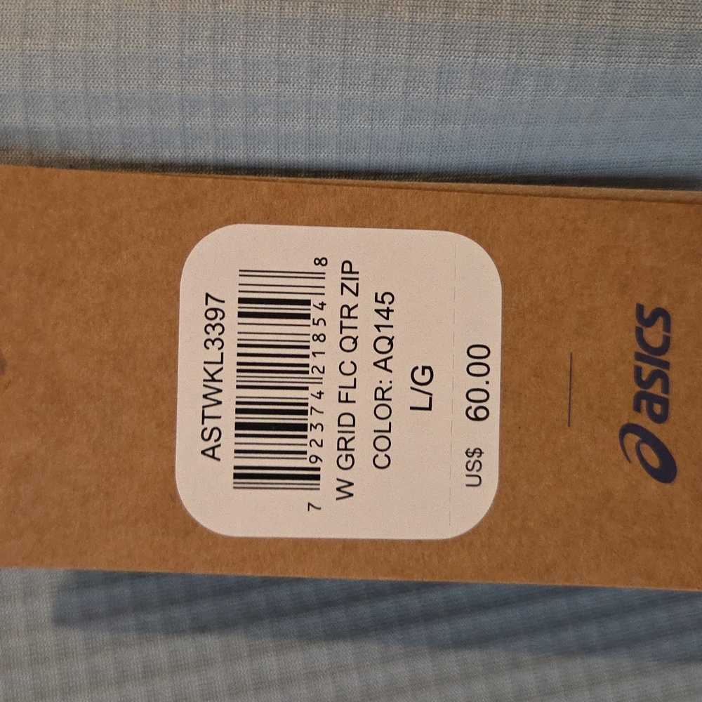 NWT ASICS Half Zip Size Large - Picture 7 of 9